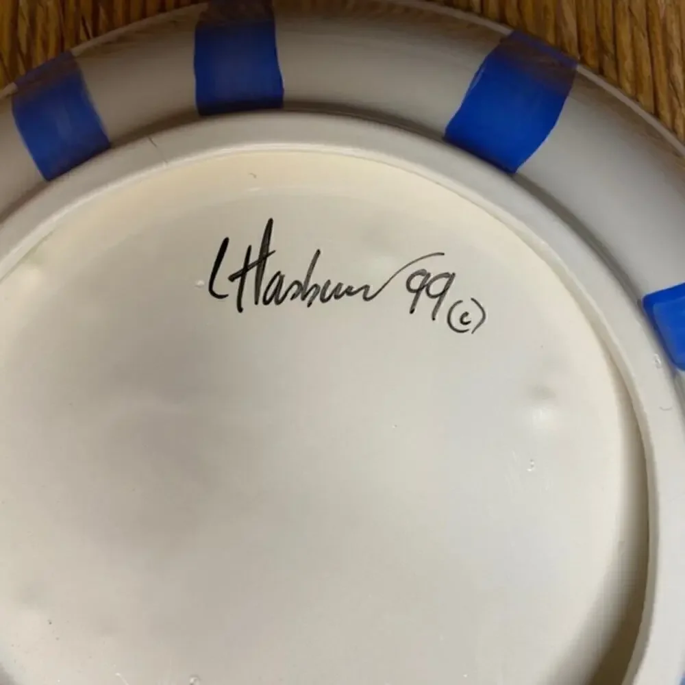L. Hasbun Handmade Ceramic‎ Pottery Hand Painted Bowl